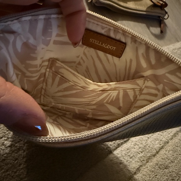 Stella & Dot Sidekick Faux Leather Convertible Crossbody Bag - Picture 16 of 16